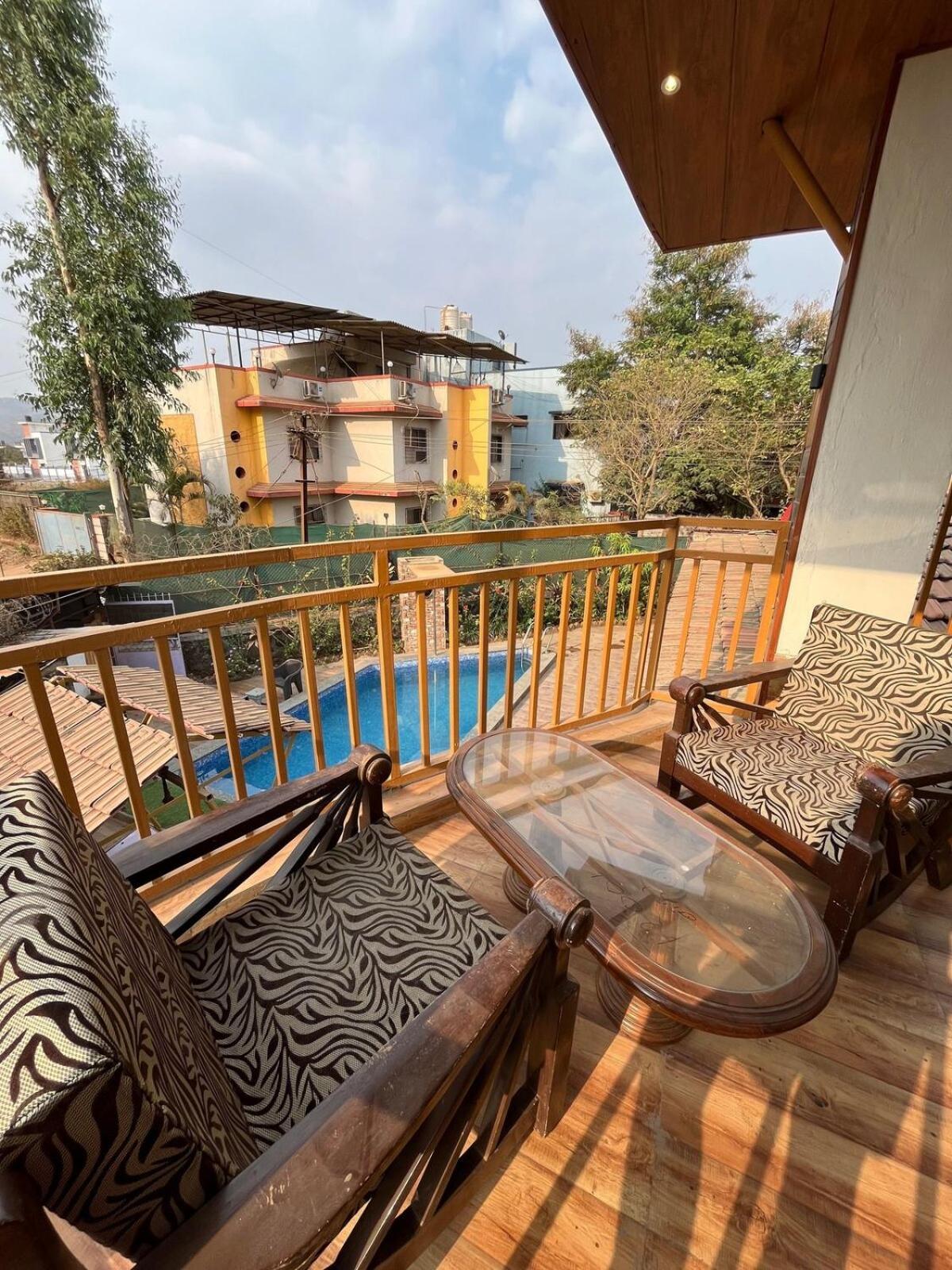 Govind Villa - 3Bhk Penthouse Suite With Pool Splash Lonavla Exterior foto